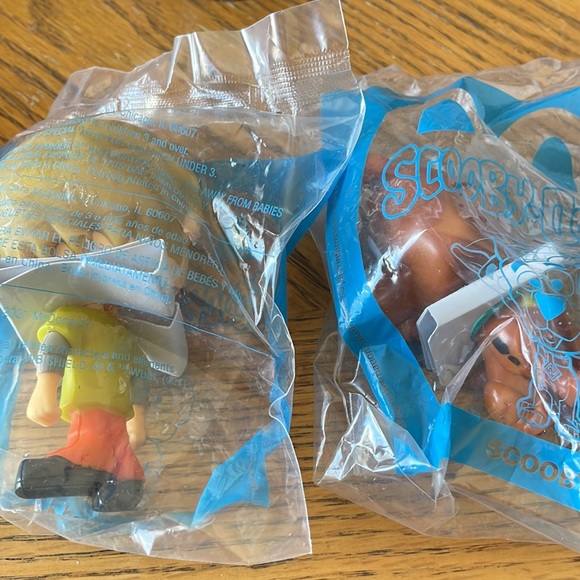 Shaggy and Scooby Doo Bobbleheads McDonald’s #1 and #2 - Picture 2 of 2